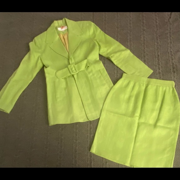 Moon Light Dresses & Skirts - Vintage, 2-piece Linen Suit by Moon Light